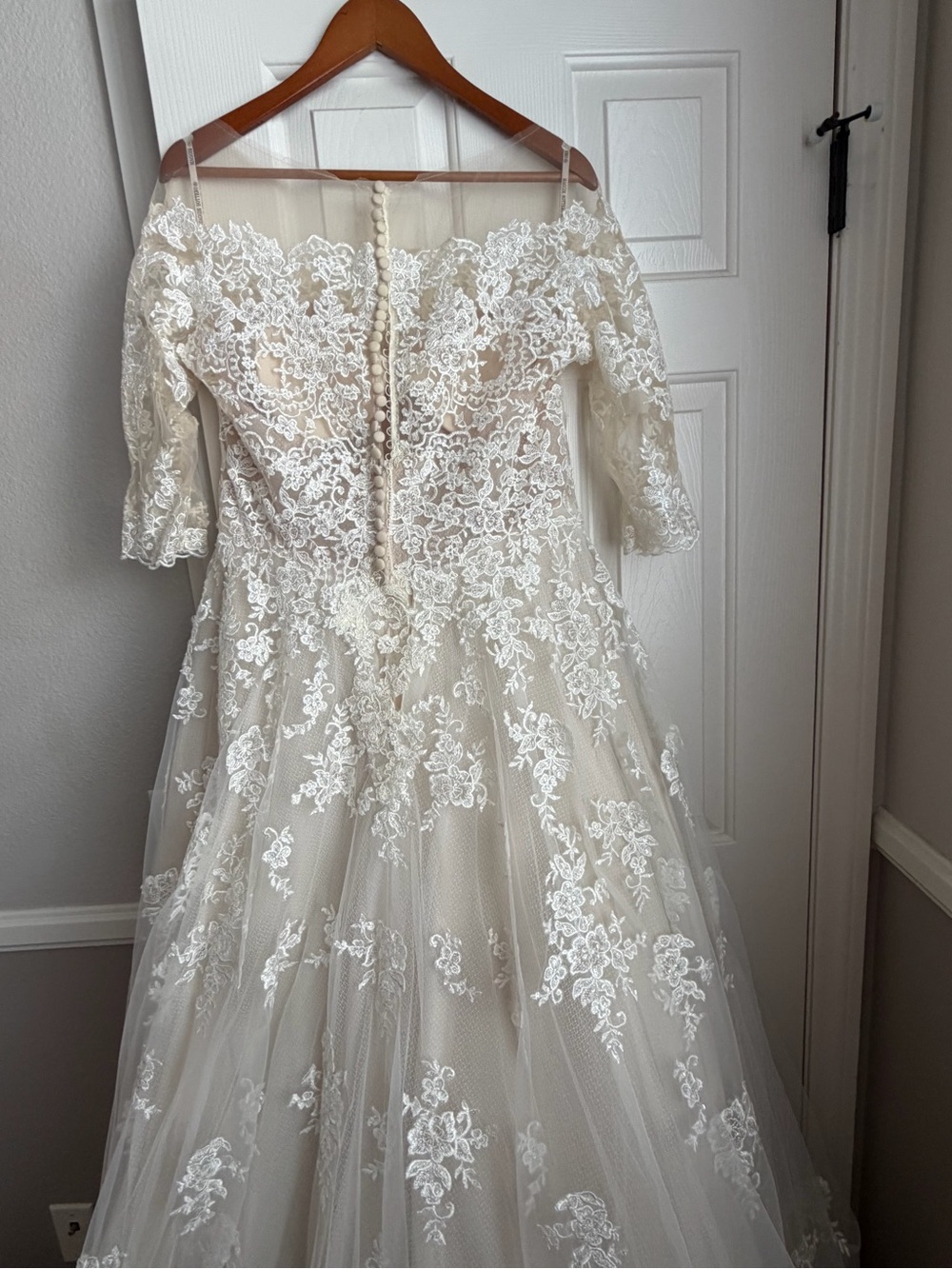 Maggie Sottero Ivory Lace Off-Shoulder Ball Gown - Picture 4 of 9